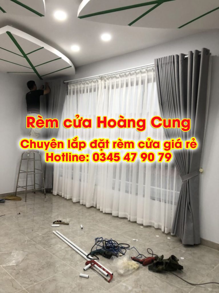 Thợ lắp đặt rèm cửa Hoàng Cung